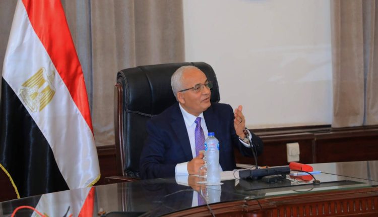 اجتماع مهم لوزير التعليم مع مديرى المديريات ورؤساء اللجان