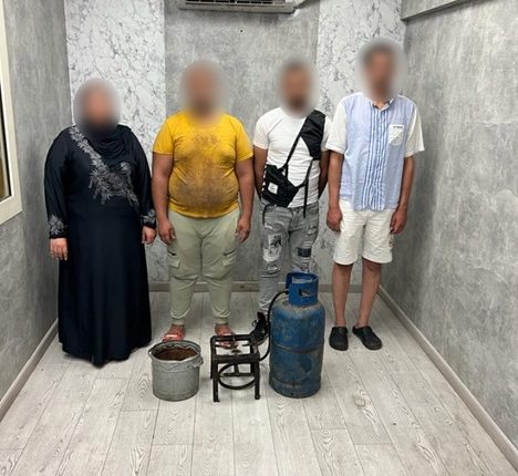 القبض على جزار علق لحوما على أعمدة المونوريل واتلاف المال العام بمدينة نصر