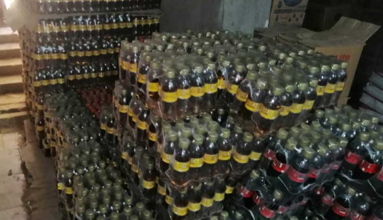 ضبط مياه غازية وزيت طعام منتهى الصلاحية فى حملات تموينية ببور سعيد